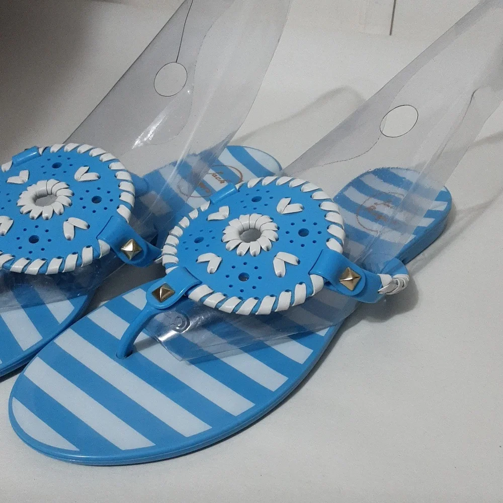 Jack Rogers Thong‎ Blue and White Striped Rubber Sandals